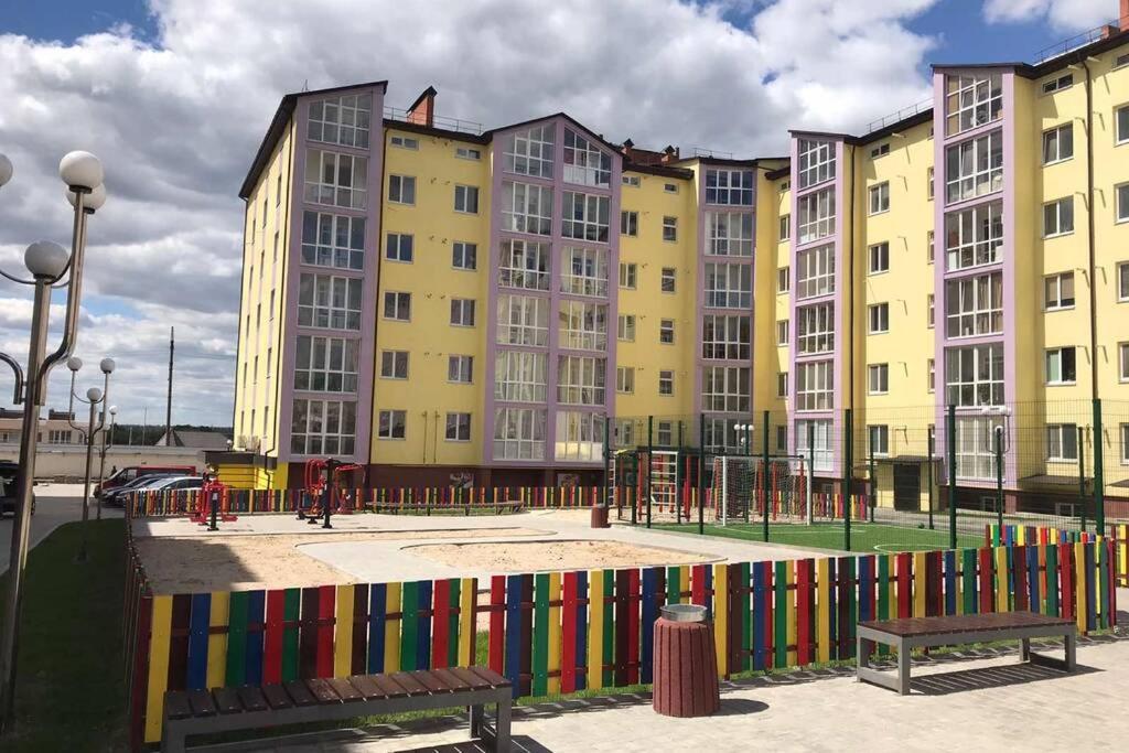 Абсолютно Новая Квартира-Студия В Жк Барский Zarvantsy Ngoại thất bức ảnh